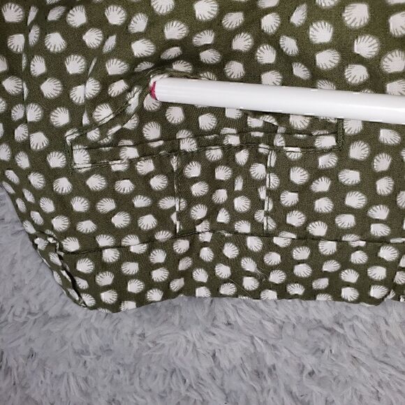 OLD NAVY Olive Green & White Seashell Shorts - Picture 11 of 11